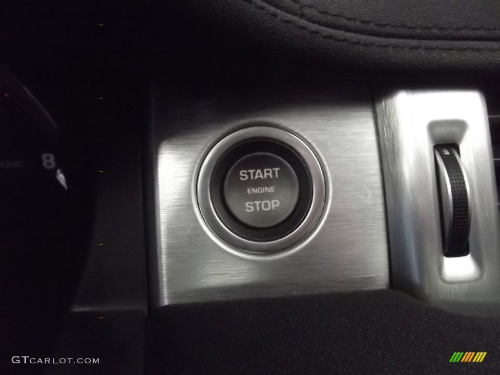 2013 Land Rover Range Rover Evoque Pure Controls Photo #77825996