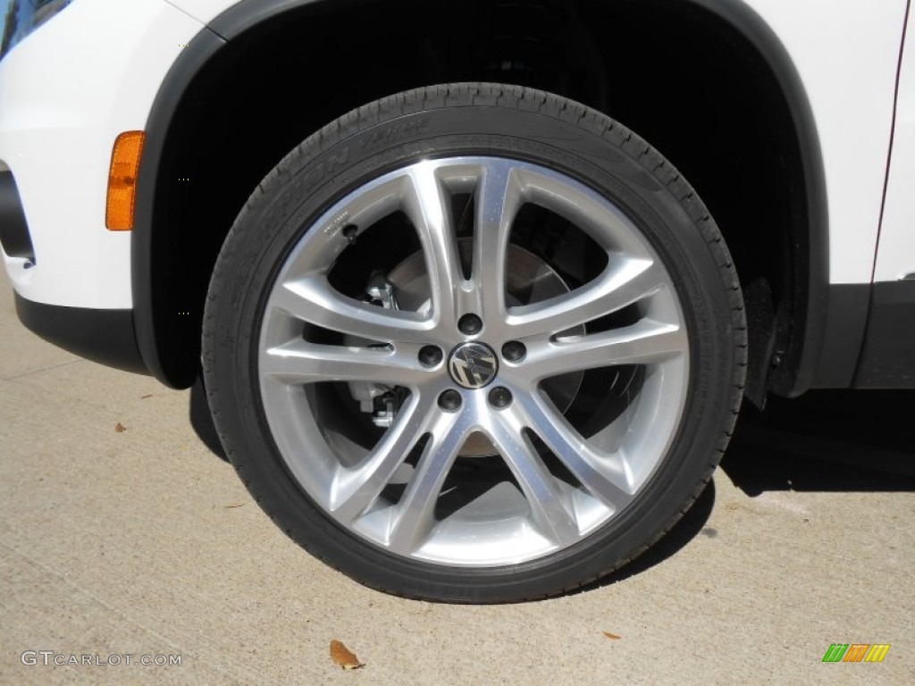 2013 Volkswagen Tiguan SEL Wheel Photos