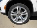 2013 Volkswagen Tiguan SEL Wheel and Tire Photo