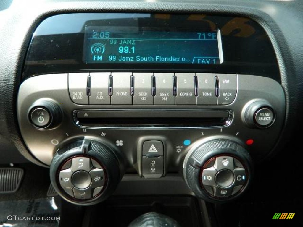 2011 Chevrolet Camaro LT/RS Coupe Controls Photo #77828022