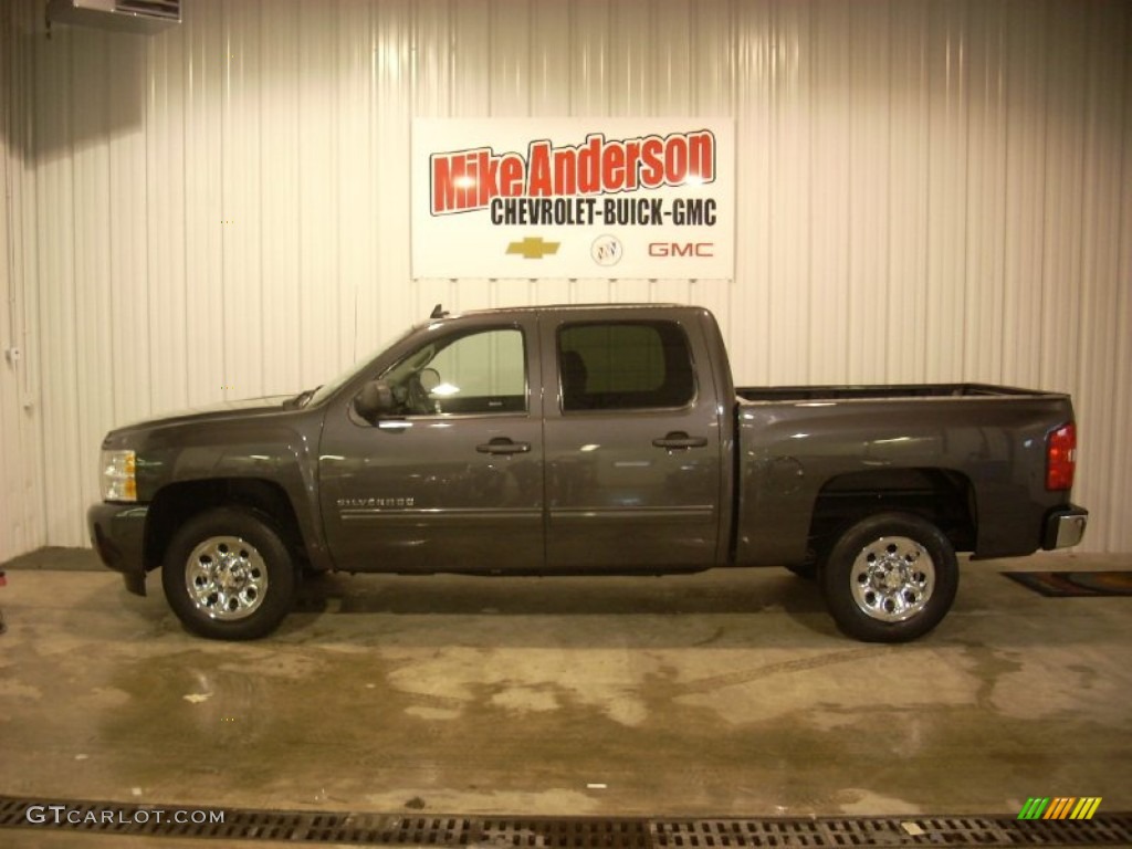 2011 Silverado 1500 LS Crew Cab - Taupe Gray Metallic / Dark Titanium photo #2