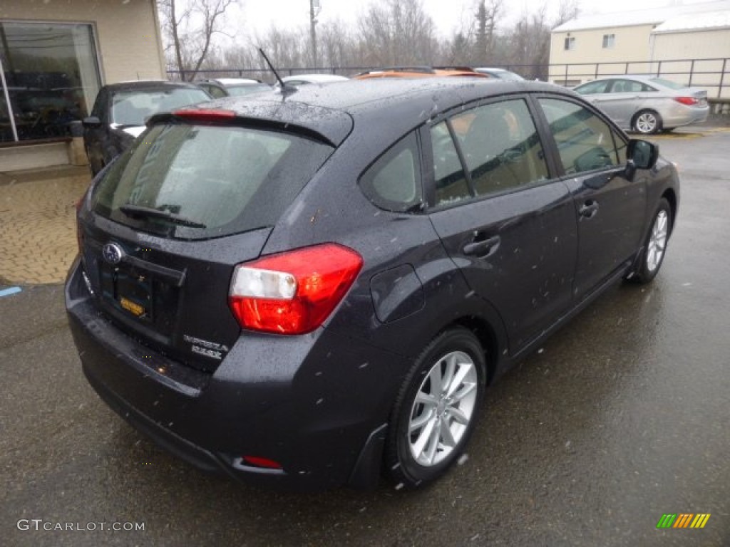 2013 Impreza 2.0i Premium 5 Door - Dark Gray Metallic / Black photo #7