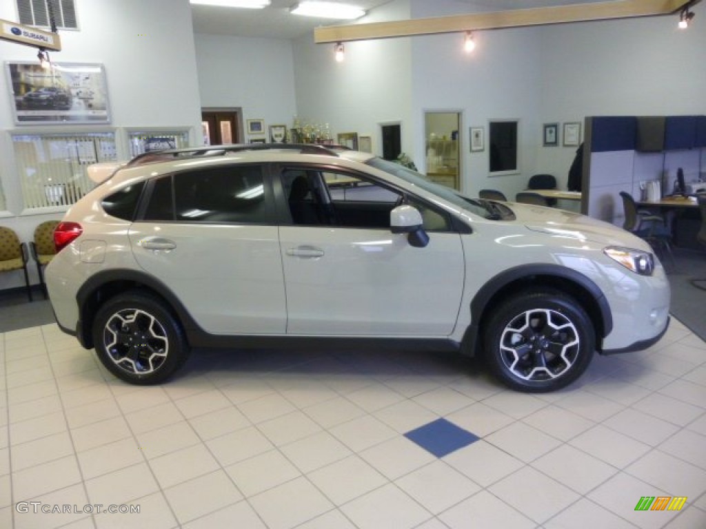 2013 XV Crosstrek 2.0 Premium - Desert Khaki / Black photo #8