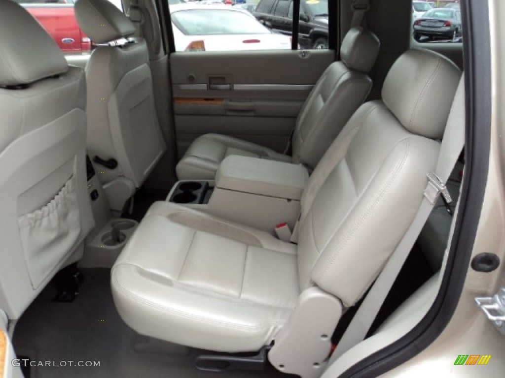 2008 Chrysler Aspen Limited 4WD Rear Seat Photo #77831327