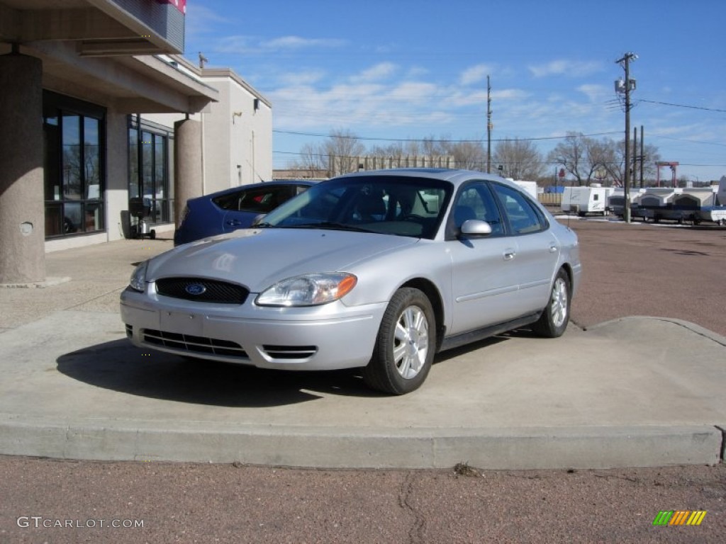 Silver Frost Metallic 2005 Ford Taurus SEL Exterior Photo #77831853