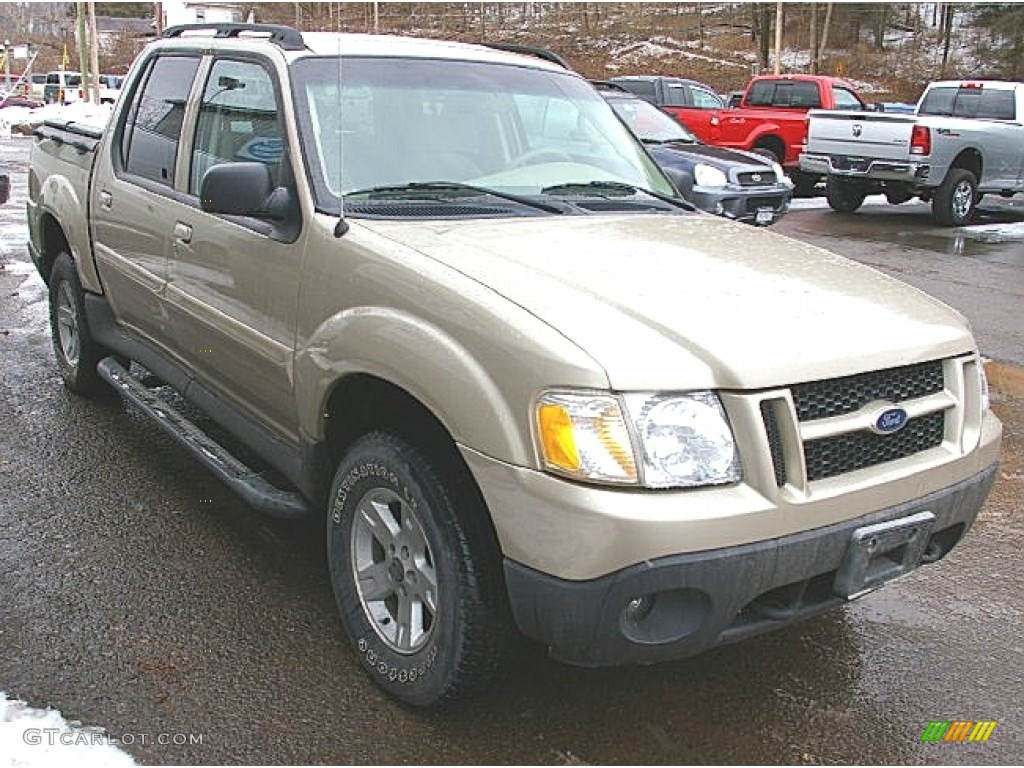 Pueblo Gold Metallic 2005 Ford Explorer Sport Trac XLT 4x4 Exterior Photo #77834175