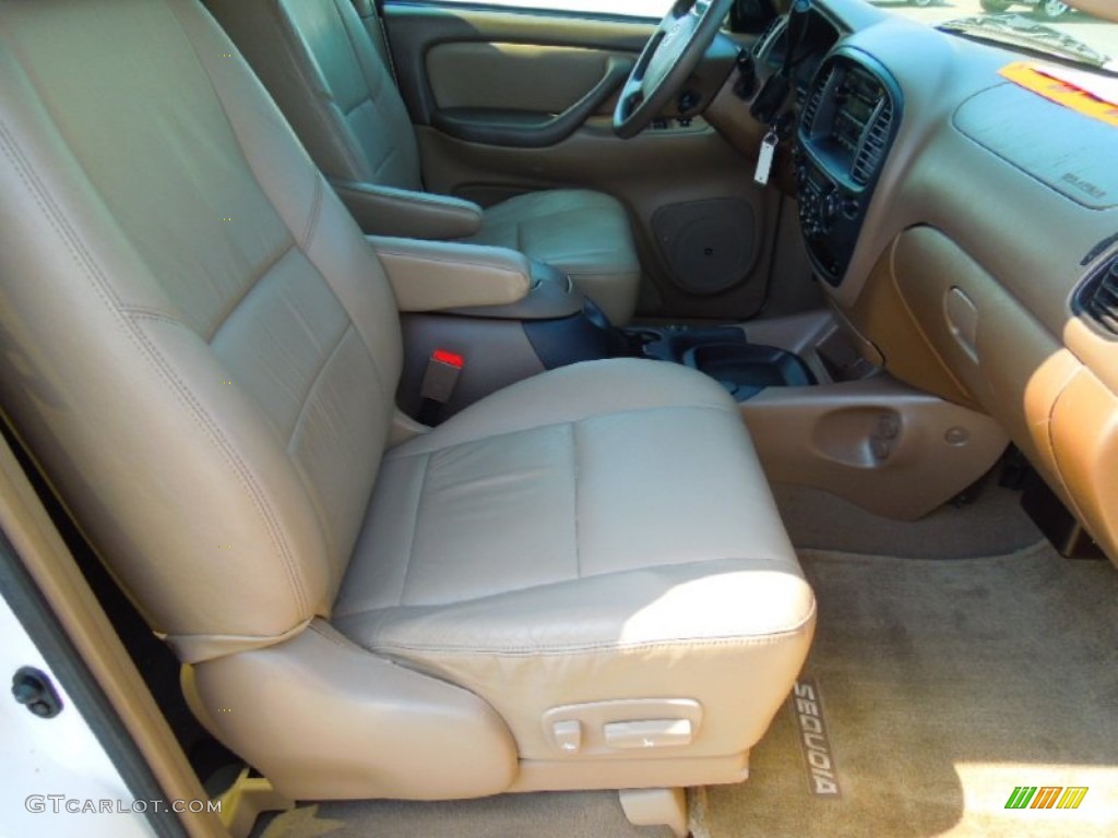 2004 Sequoia SR5 - Natural White / Oak photo #24