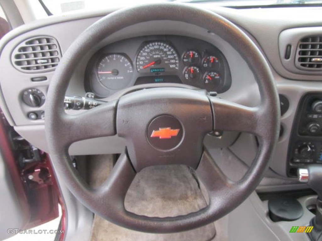 2005 Chevrolet TrailBlazer LS 4x4 Light Gray Steering Wheel Photo #77835780
