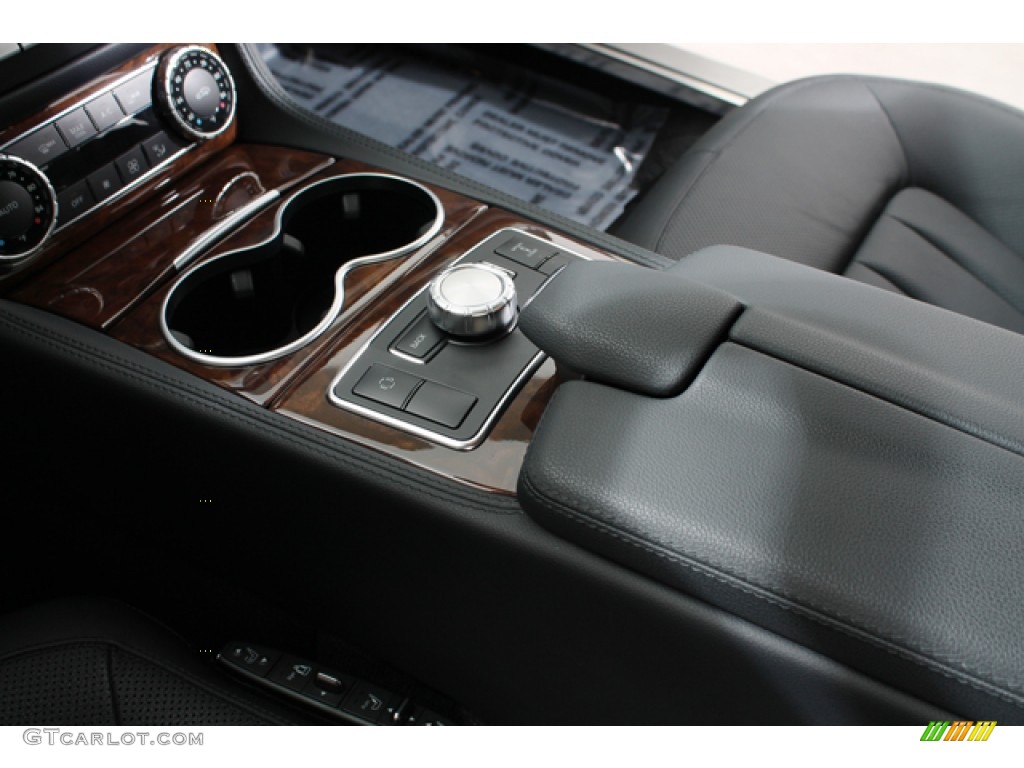2013 Mercedes-Benz CLS 550 4Matic Coupe Controls Photo #77836485