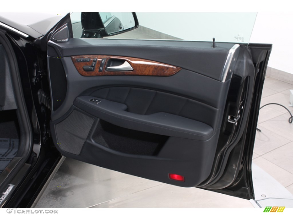 2013 Mercedes-Benz CLS 550 4Matic Coupe Black Door Panel Photo #77836536