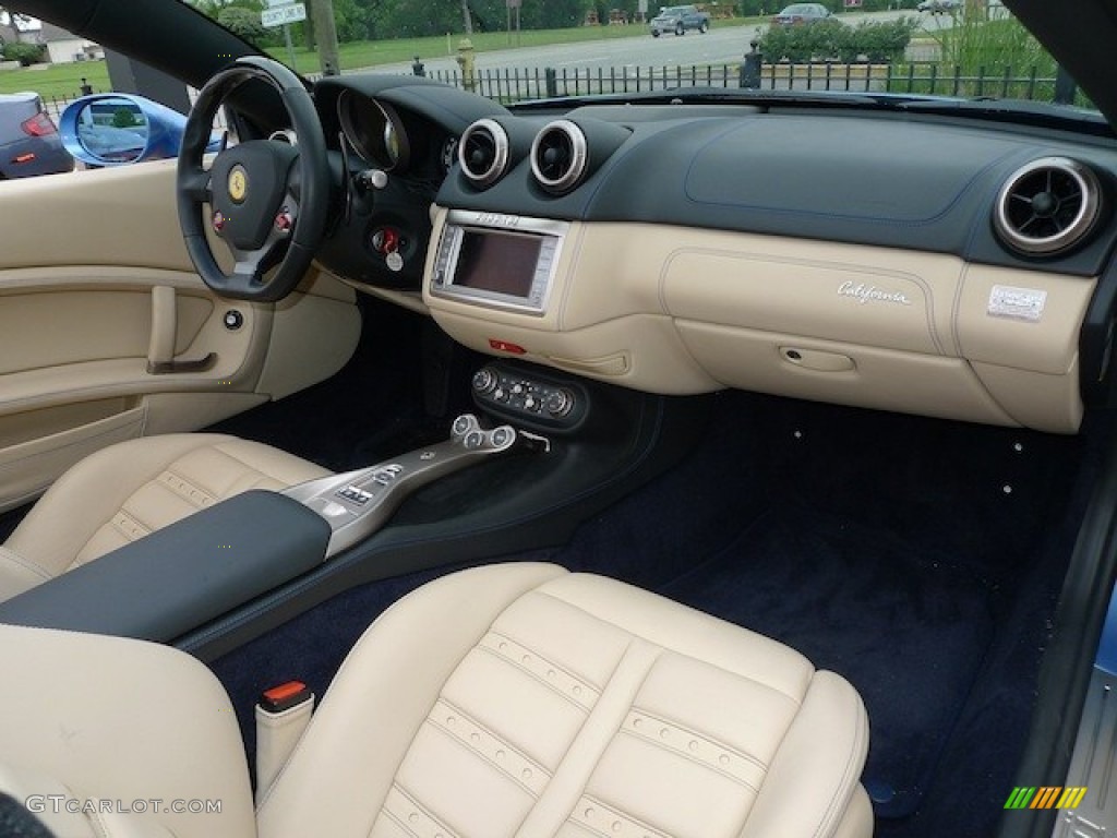 2010 Ferrari California Standard California Model Sabbia Dashboard Photo #77837574