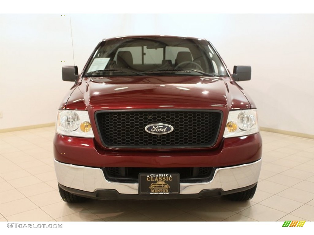 2005 F150 XLT SuperCab - Dark Toreador Red Metallic / Medium Flint/Dark Flint Grey photo #2