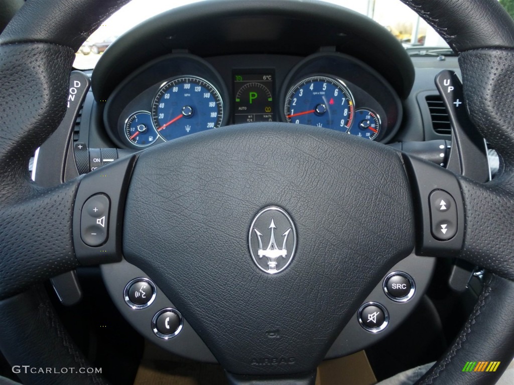 2013 Maserati GranTurismo Sport Coupe Nero Steering Wheel Photo #77838321