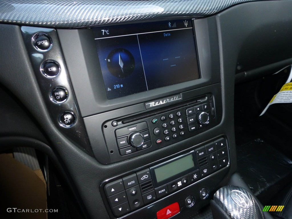 2013 Maserati GranTurismo Sport Coupe Controls Photo #77838432
