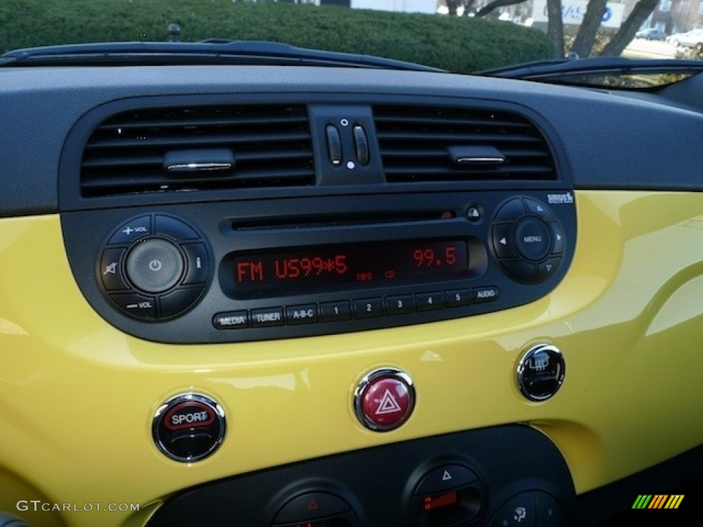 2012 Fiat 500 Sport Audio System Photo #77839146