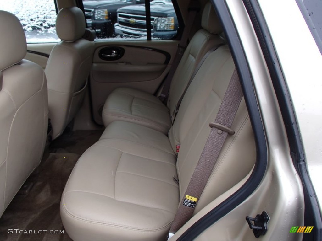 2004 Buick Rainier CXL AWD Rear Seat Photo #77840568