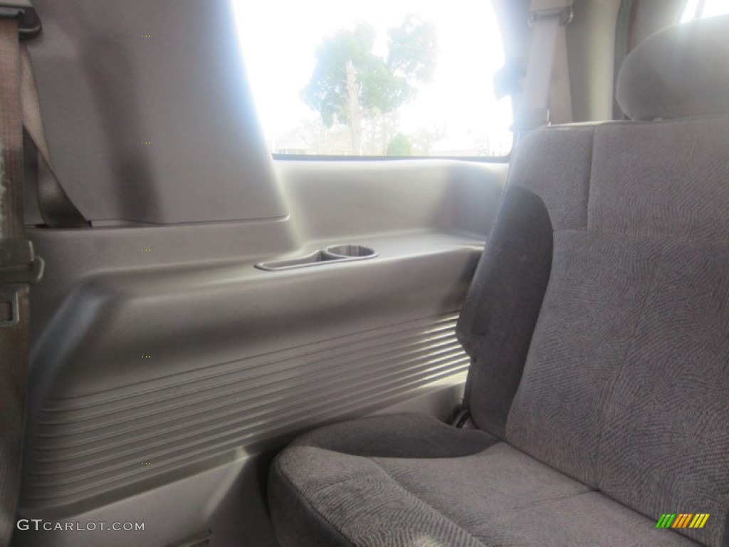 2003 TrailBlazer EXT LT - Majestic Red Metallic / Medium Pewter photo #58