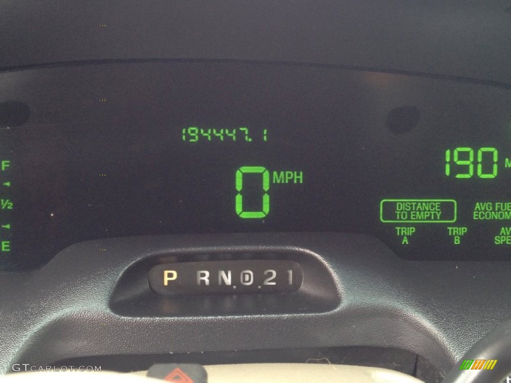 2000 Ford Crown Victoria LX Sedan Gauges Photo #77841896