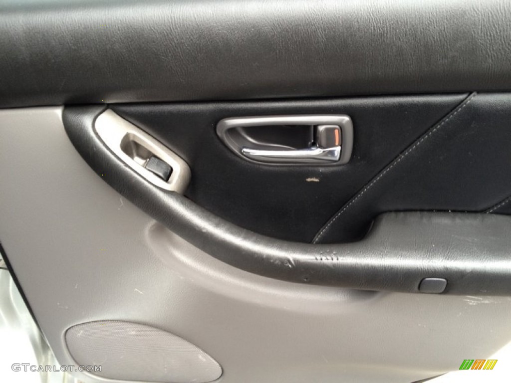 2006 Subaru Baja Sport Gray Door Panel Photo #77842863