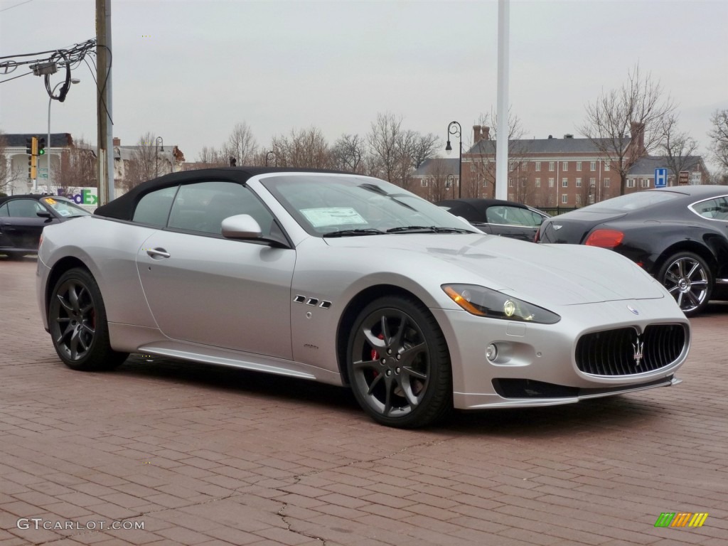 Nuovo Grigio Touring (Silver) 2012 Maserati GranTurismo Convertible GranCabrio Sport Exterior Photo #77843680