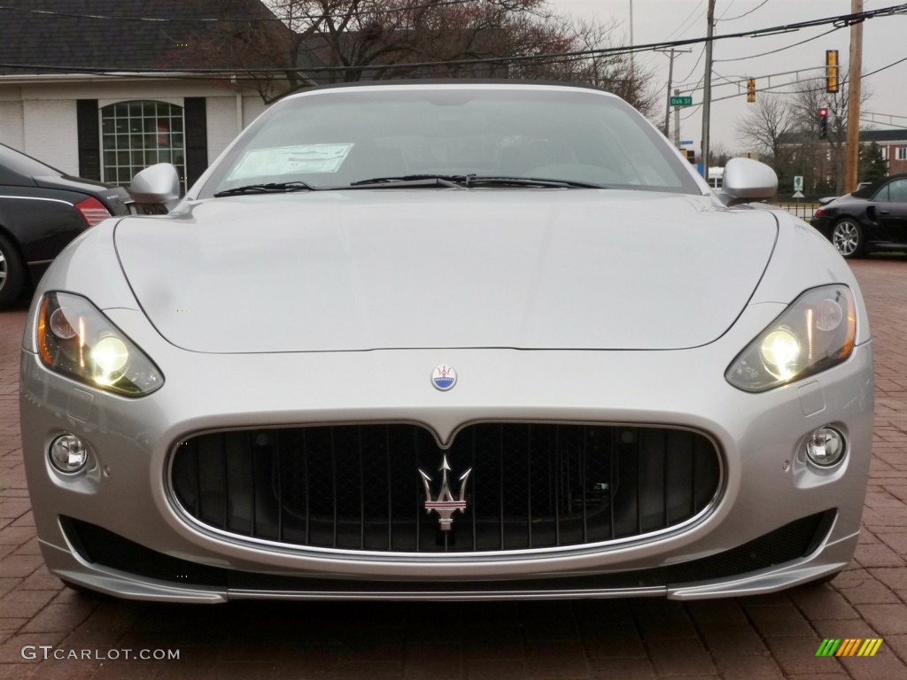 Nuovo Grigio Touring (Silver) 2012 Maserati GranTurismo Convertible GranCabrio Sport Exterior Photo #77843724