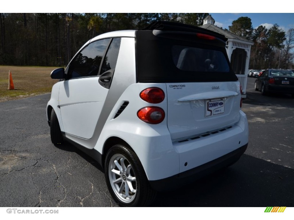 2009 fortwo passion cabriolet - Crystal White / Design Black photo #7