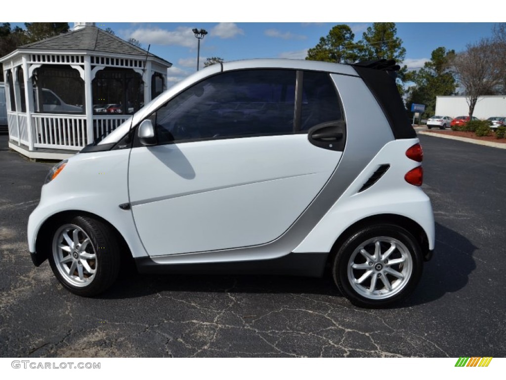 Crystal White 2009 Smart fortwo passion cabriolet Exterior Photo #77844630