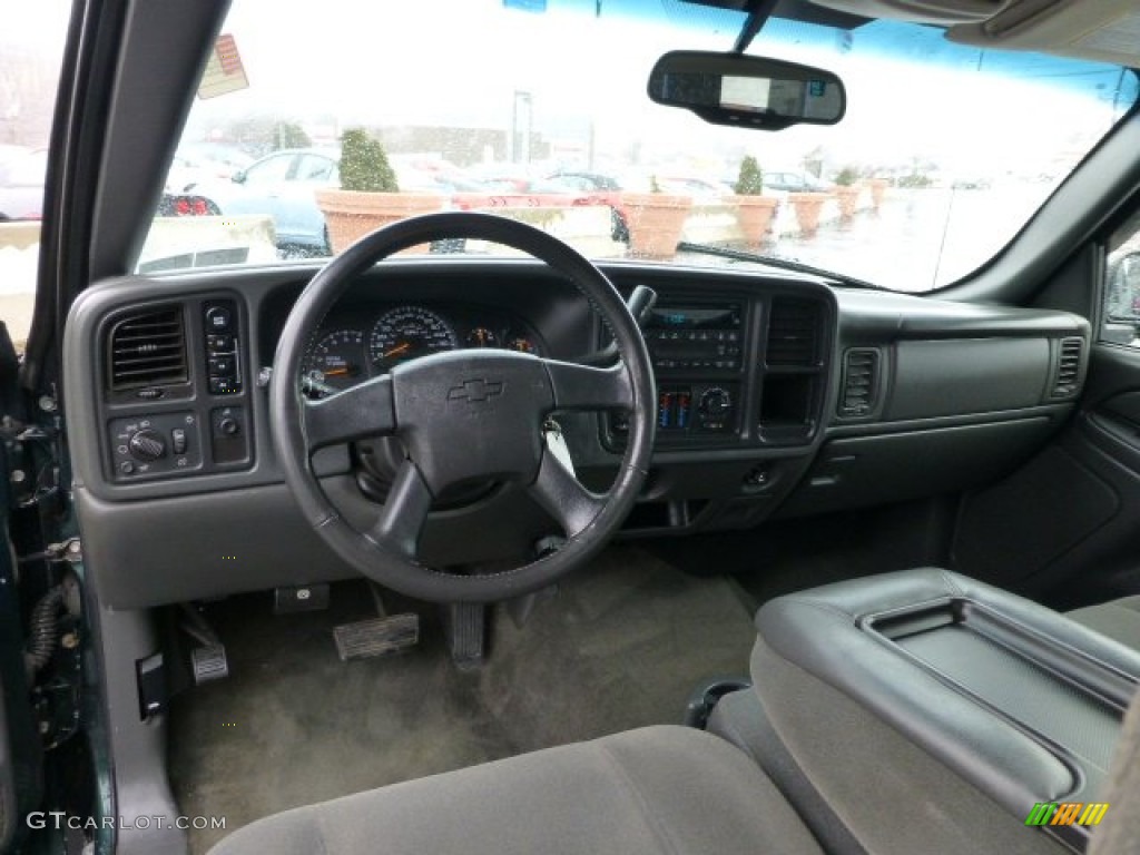 2005 Chevrolet Silverado 1500 LT Crew Cab 4x4 Dark Charcoal Dashboard Photo #77844654