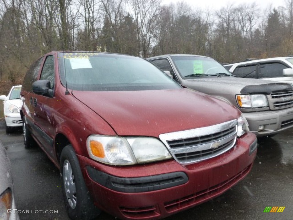 2002 Venture  - Medium Redfire Metallic / Medium Gray photo #1