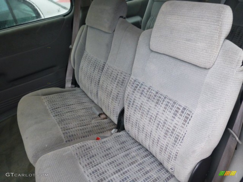 2002 Chevrolet Venture Standard Venture Model Rear Seat Photos