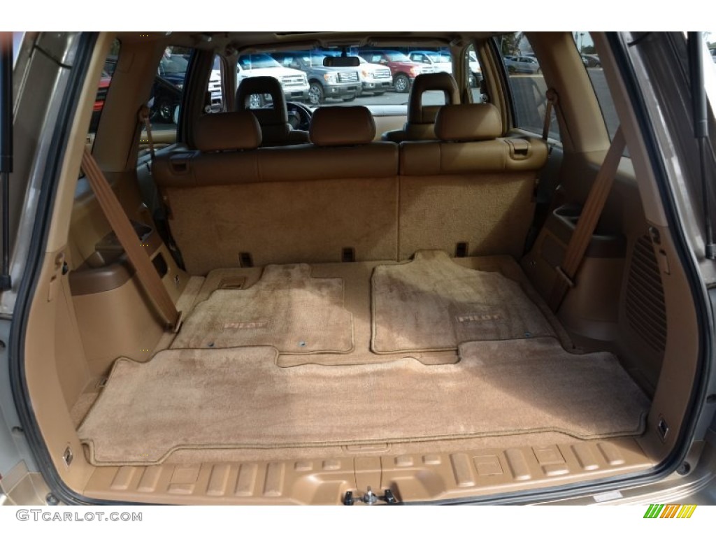 2005 Honda Pilot EX-L 4WD Trunk Photos