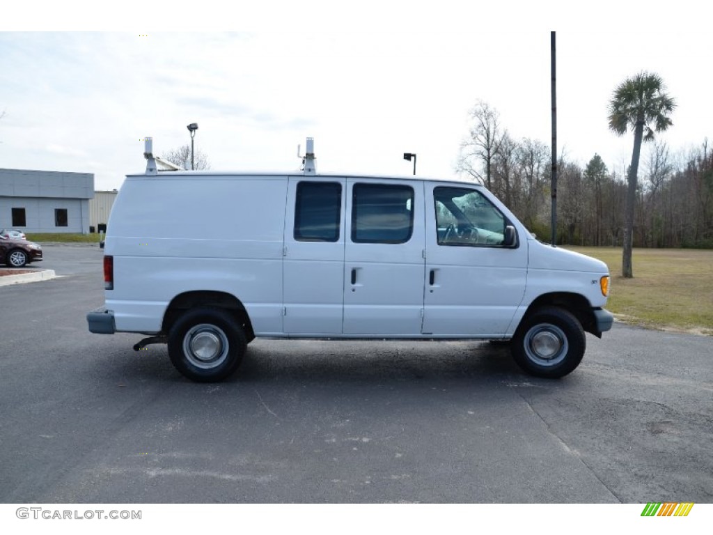 Oxford White 2002 Ford E Series Van E250 Cargo Exterior Photo #77847072