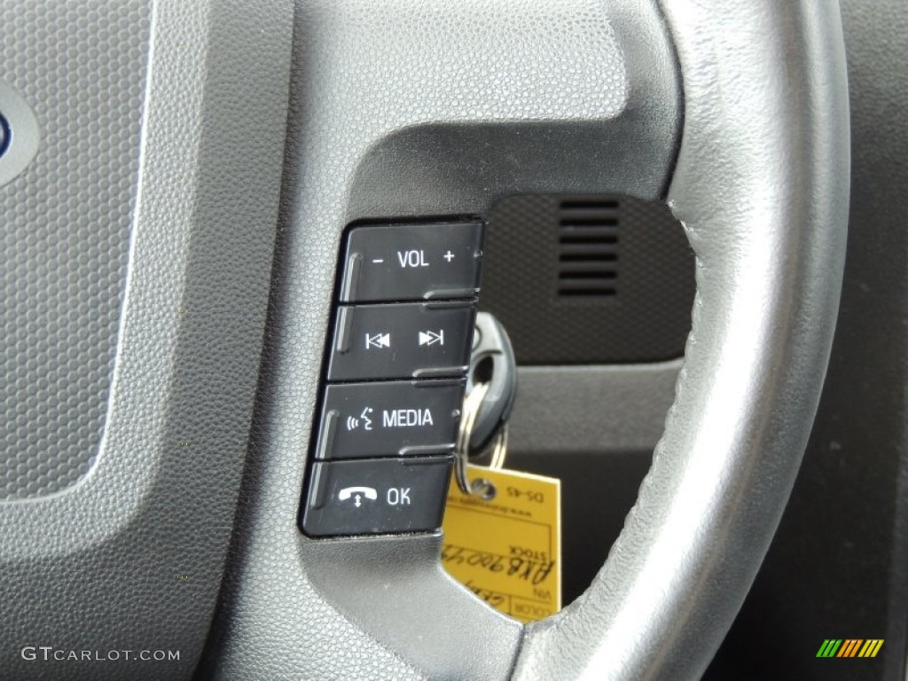 2010 Ford Escape XLT V6 4WD Controls Photos