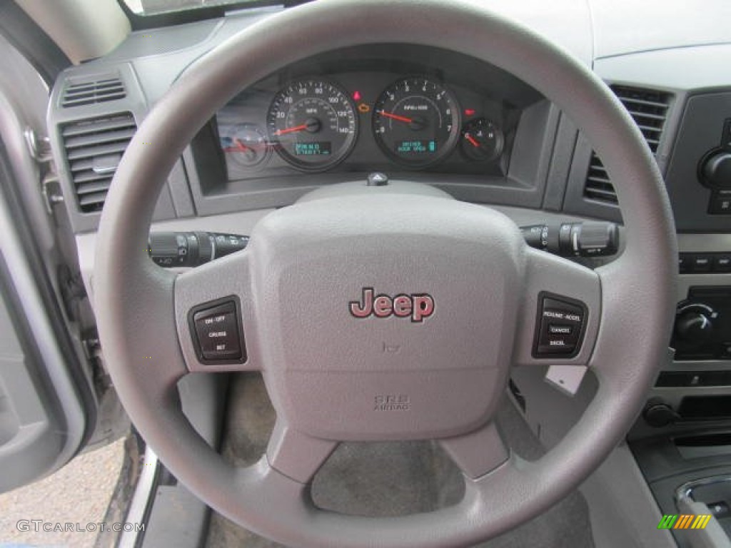 2005 Jeep Grand Cherokee Laredo 4x4 Medium Slate Gray Steering Wheel Photo #77848962