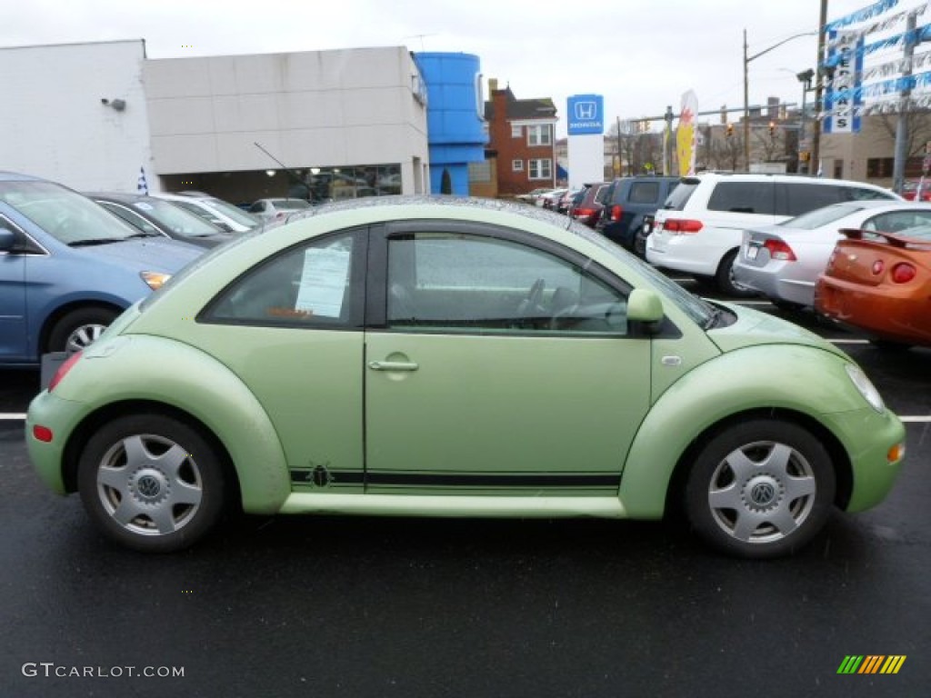 Green 2000 Volkswagen New Beetle GLX 1.8T Coupe Exterior Photo #77852200