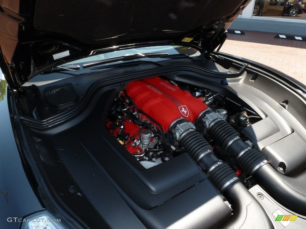 2012 Ferrari California Standard California Model Engine Photos