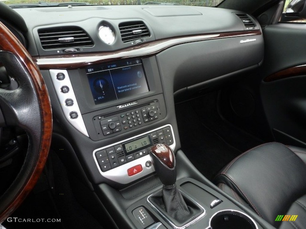 2009 Maserati GranTurismo Standard GranTurismo Model Controls Photo #77854089