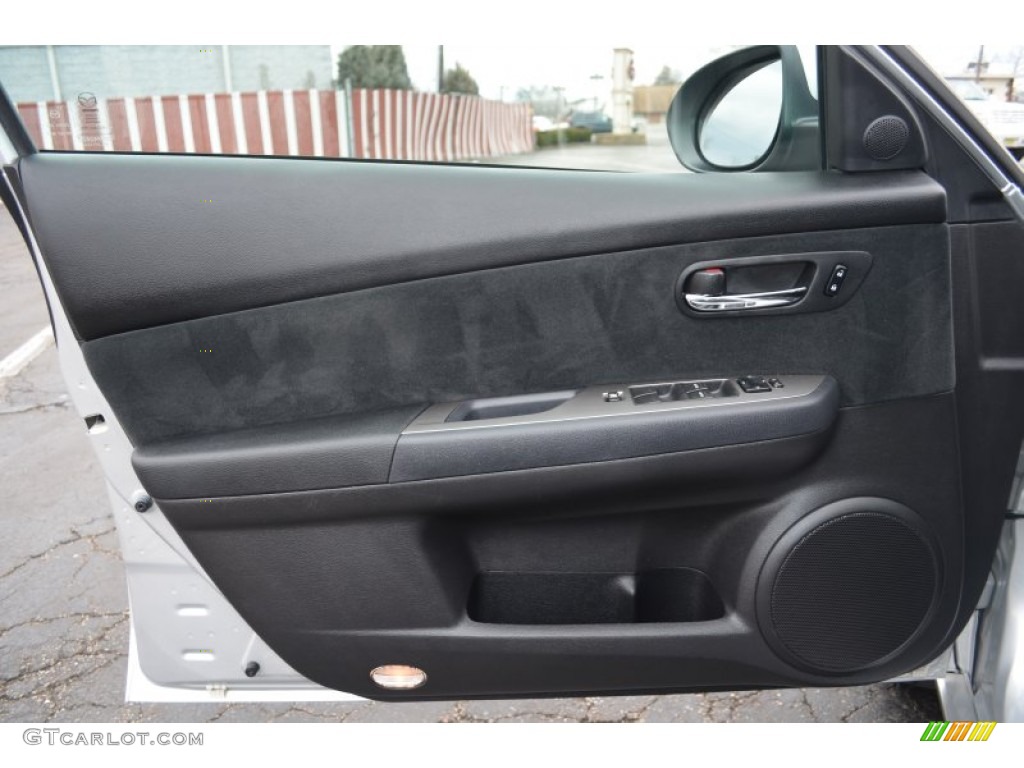 2010 Mazda MAZDA6 i Grand Touring Sedan Door Panel Photos