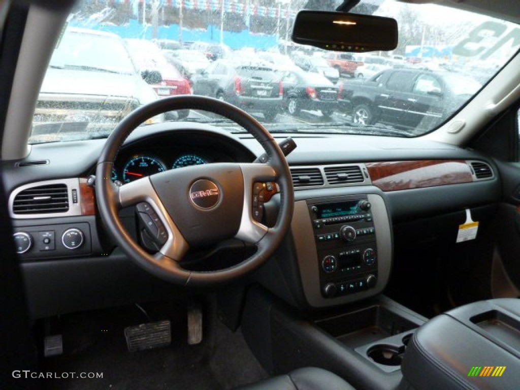 2013 Yukon SLT 4x4 - Summit White / Ebony photo #6