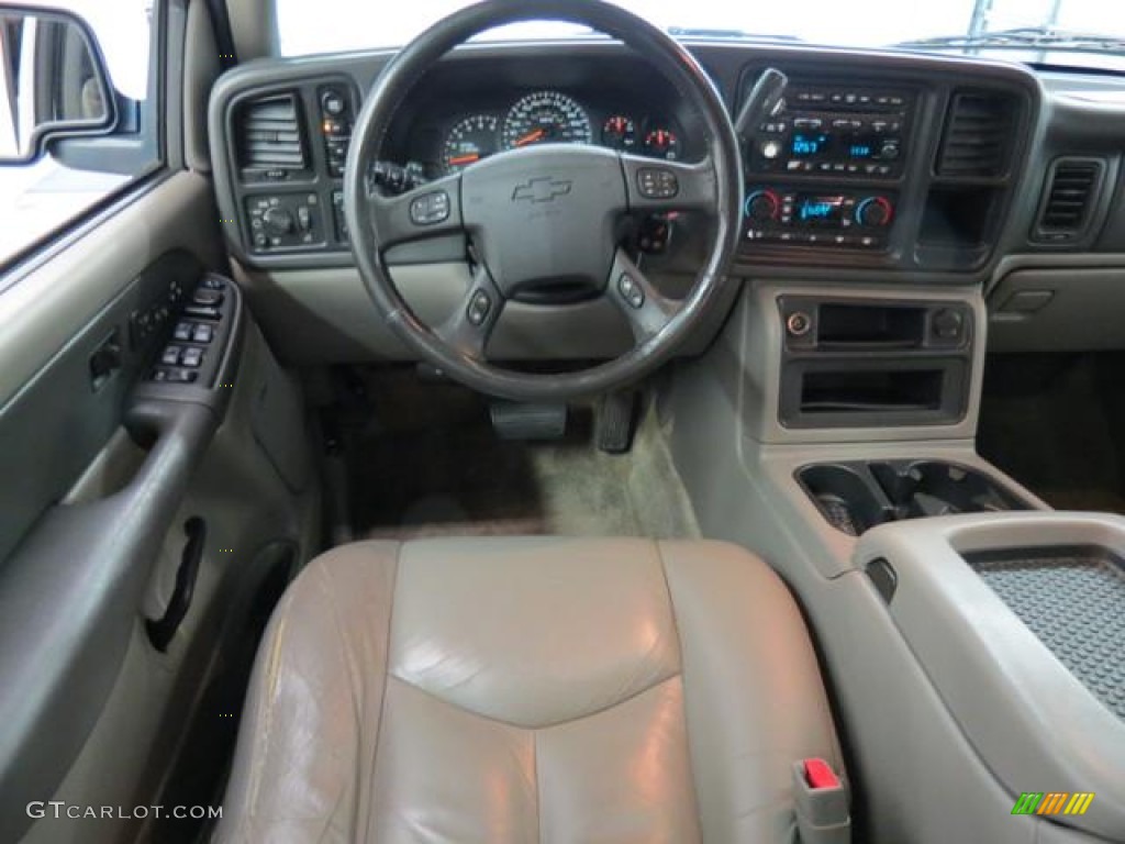 2003 Chevrolet Suburban 1500 Z71 4x4 Gray/Dark Charcoal Dashboard Photo #77858233