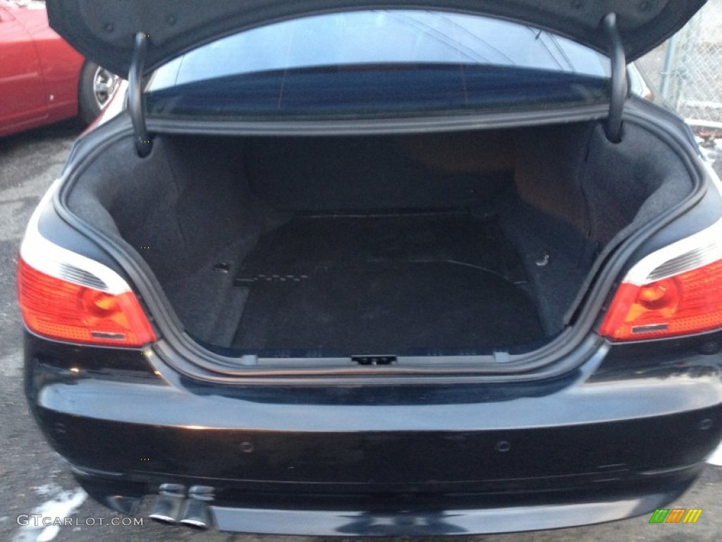 2007 BMW 5 Series 525i Sedan Trunk Photo #77858652