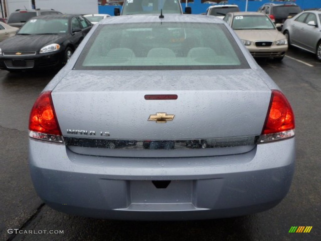 2006 Impala LS - Glacier Blue Metallic / Gray photo #11