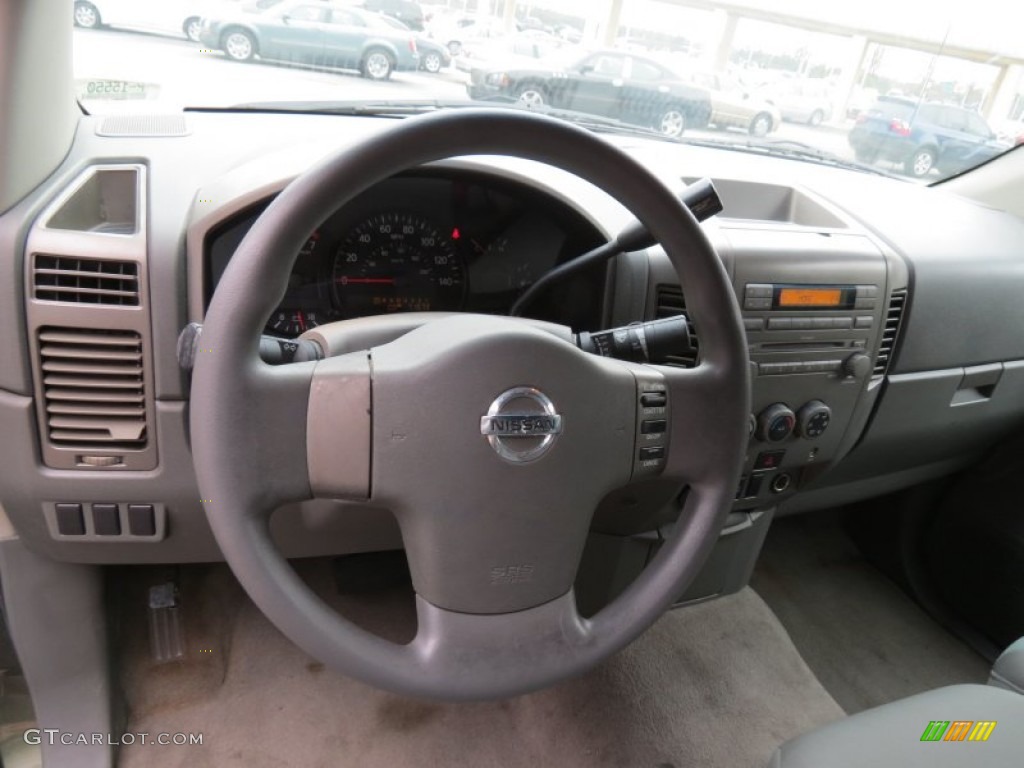 2005 Nissan Titan SE King Cab Graphite/Titanium Steering Wheel Photo #77859690