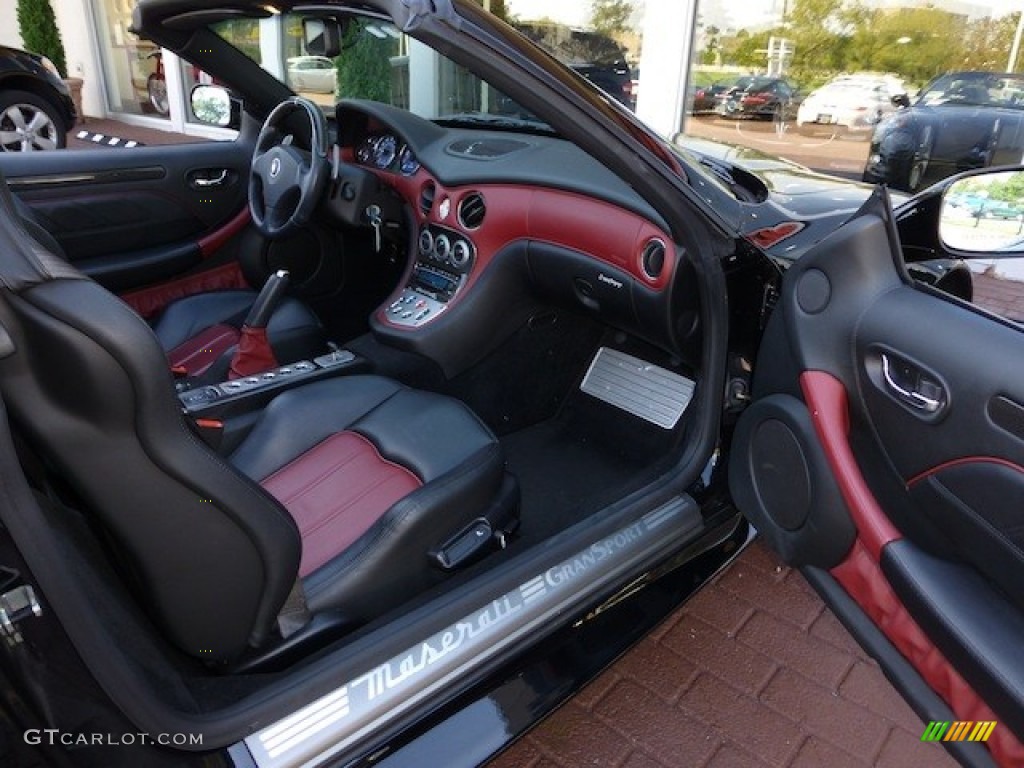 Nero/Bordeaux Interior 2006 Maserati GranSport Spyder Photo #77859844