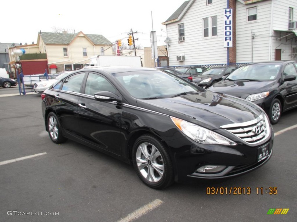 2011 Sonata Limited - Midnight Black / Black photo #2