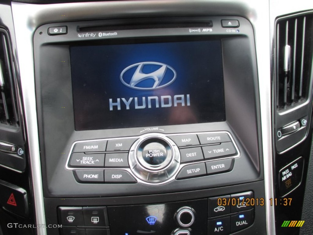 2011 Sonata Limited - Midnight Black / Black photo #12