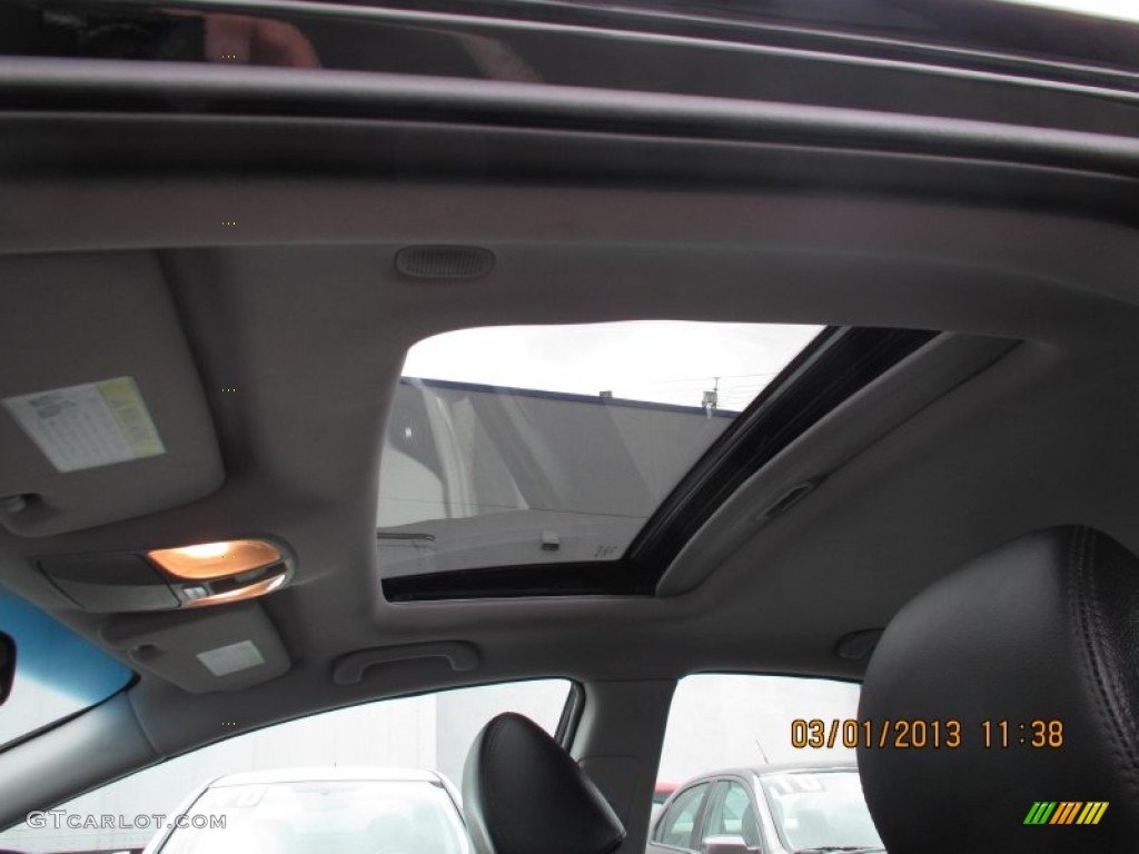 2011 Sonata Limited - Midnight Black / Black photo #15