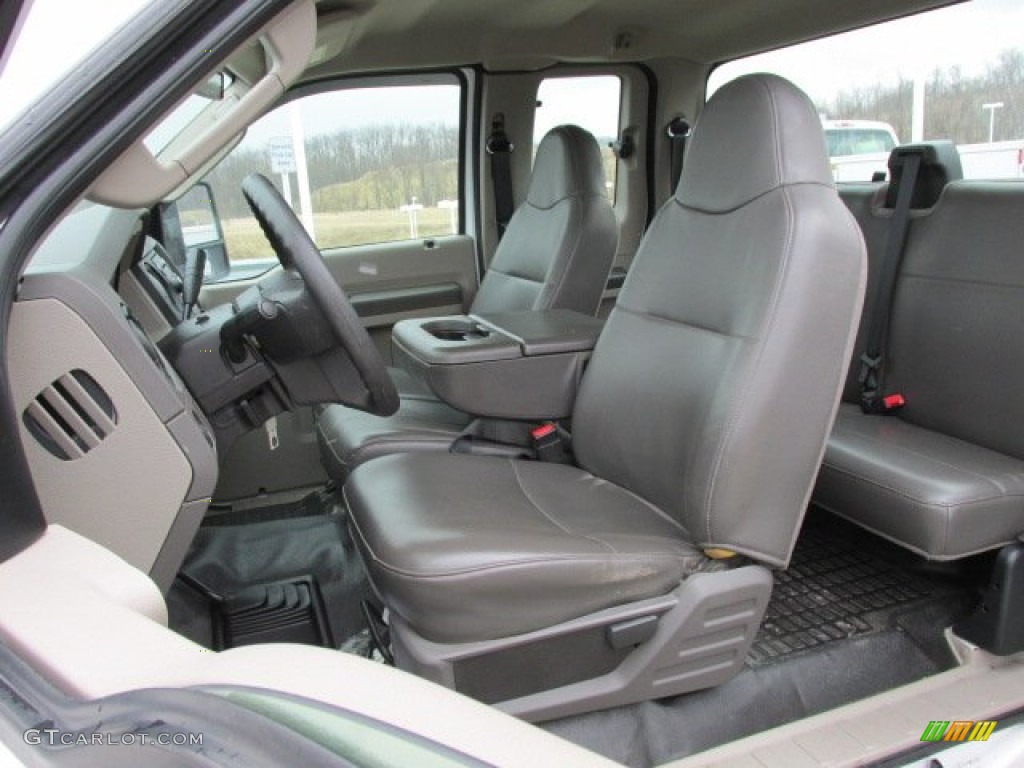 2009 Ford F250 Super Duty XL SuperCab 4x4 Front Seat Photo #77860877