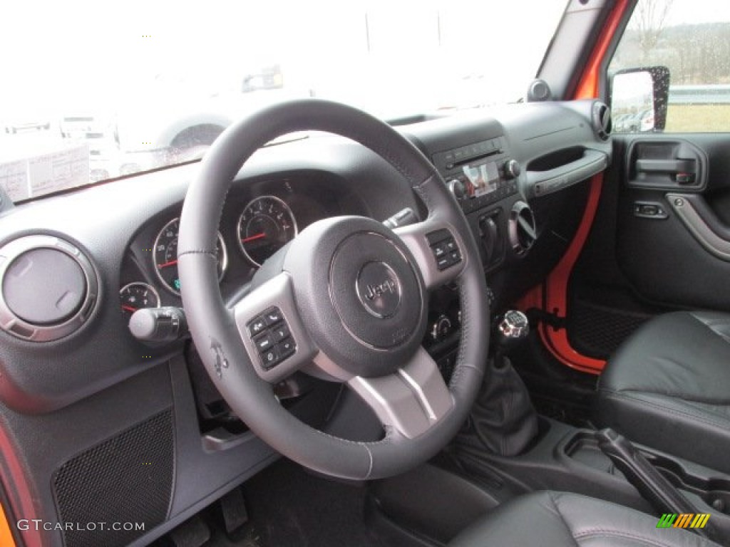 2013 Wrangler Moab Edition 4x4 - Crush Orange / Moab Black Leather photo #14