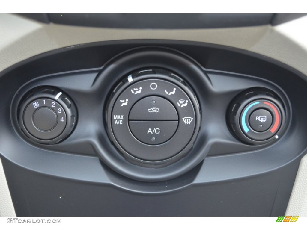 2013 Ford Fiesta S Sedan Controls Photos